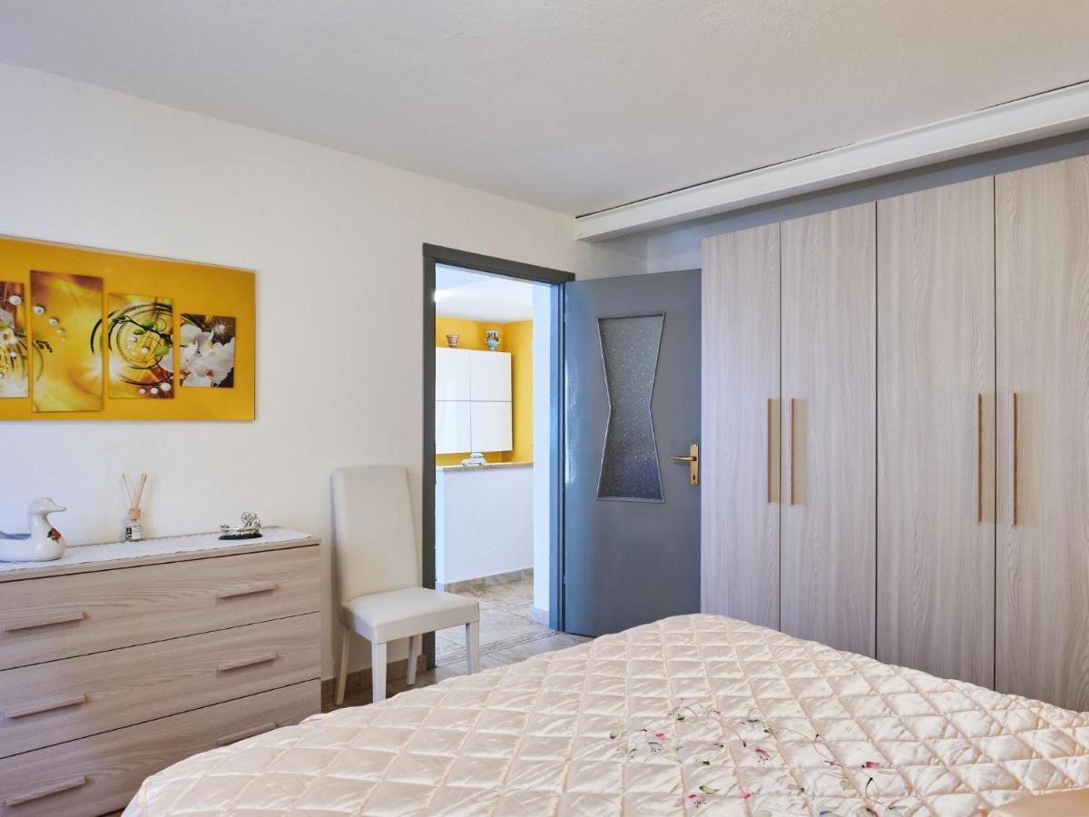 Apartment Casa Del Pergulin - Lmz325 By Interhome Verceia Exterior foto